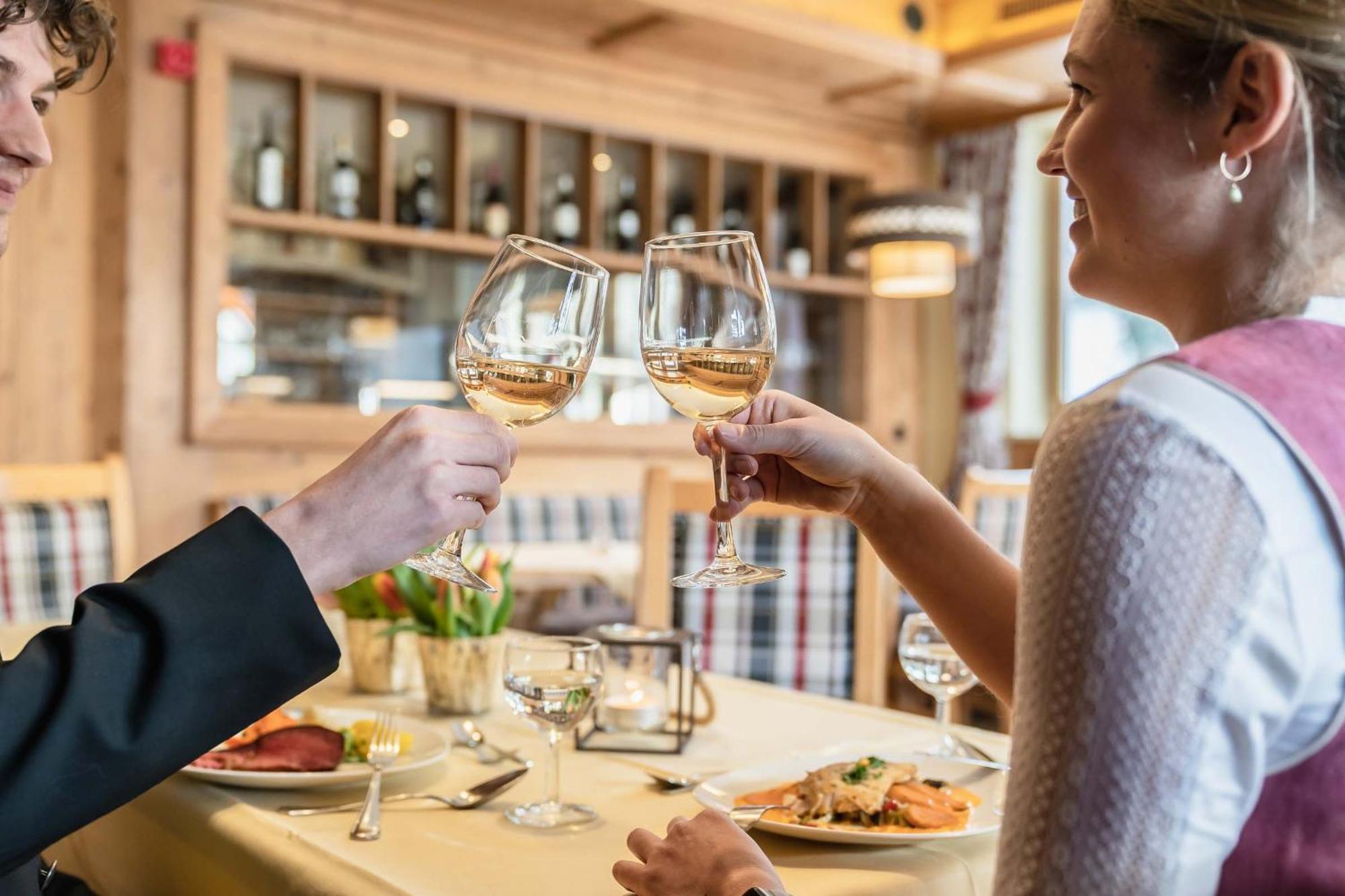 Posthotel Hofherr Konigsdorf Zewnętrze zdjęcie